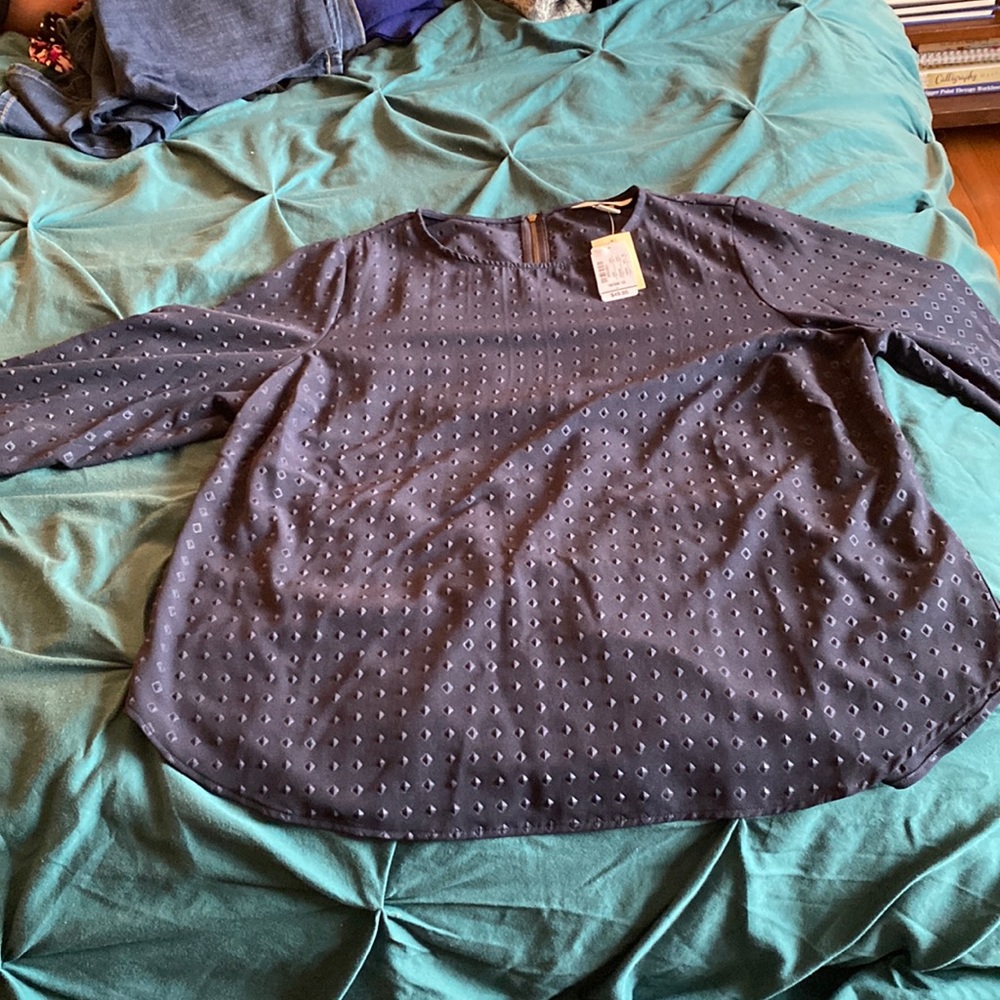 NWT Navy blouse with geometric texture